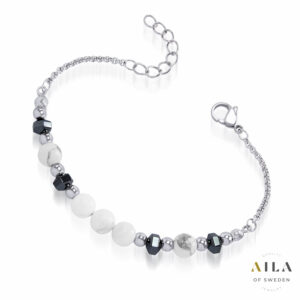 Armband med vackra glaspärlor (liten strl)